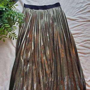 Metallic skirt